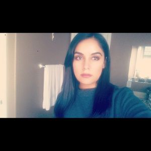 Meet your Posher, Beronica